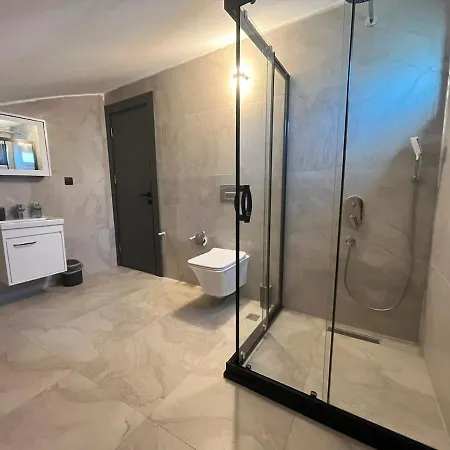 Yasmir 2 Villa